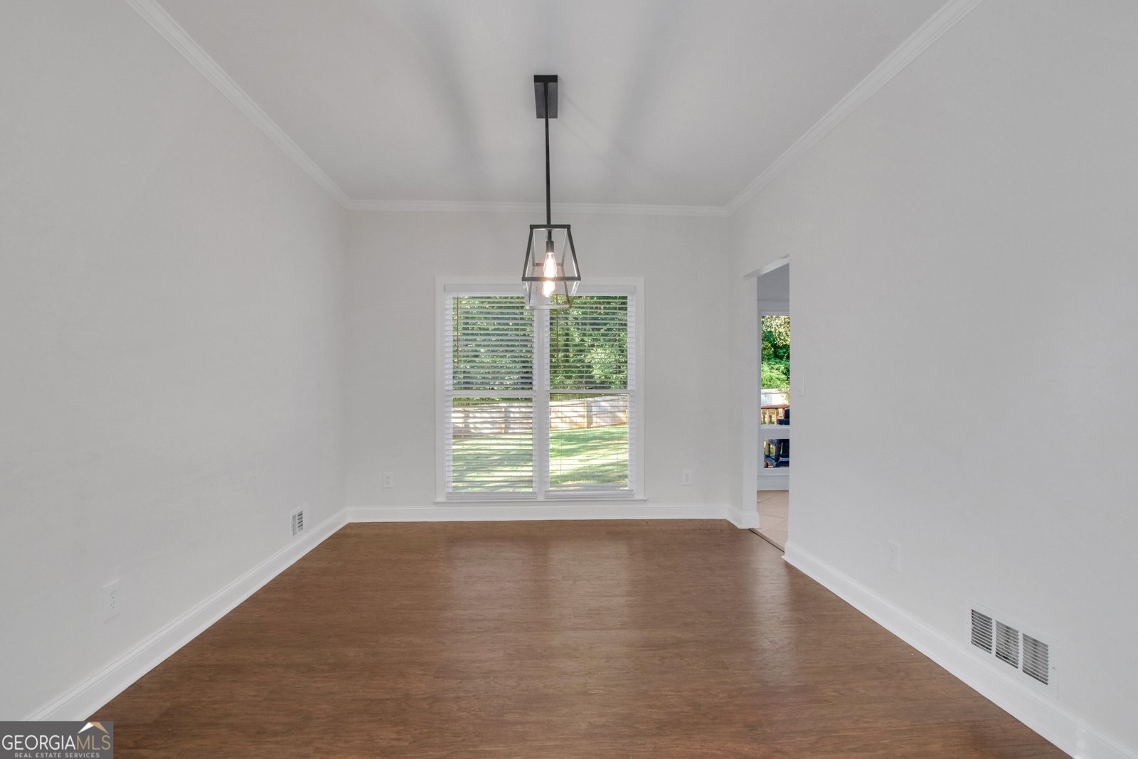 5803 Silverthorn Drive Flowery Branch - Photo 16