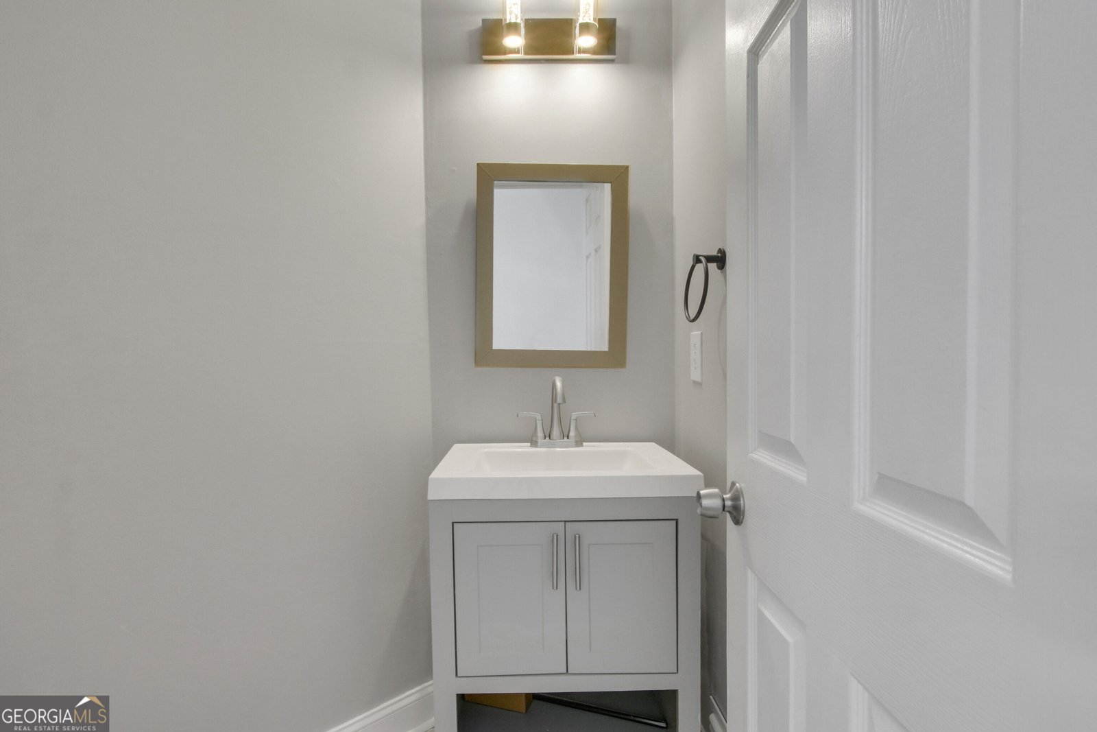 5803 Silverthorn Drive Flowery Branch - Photo 18