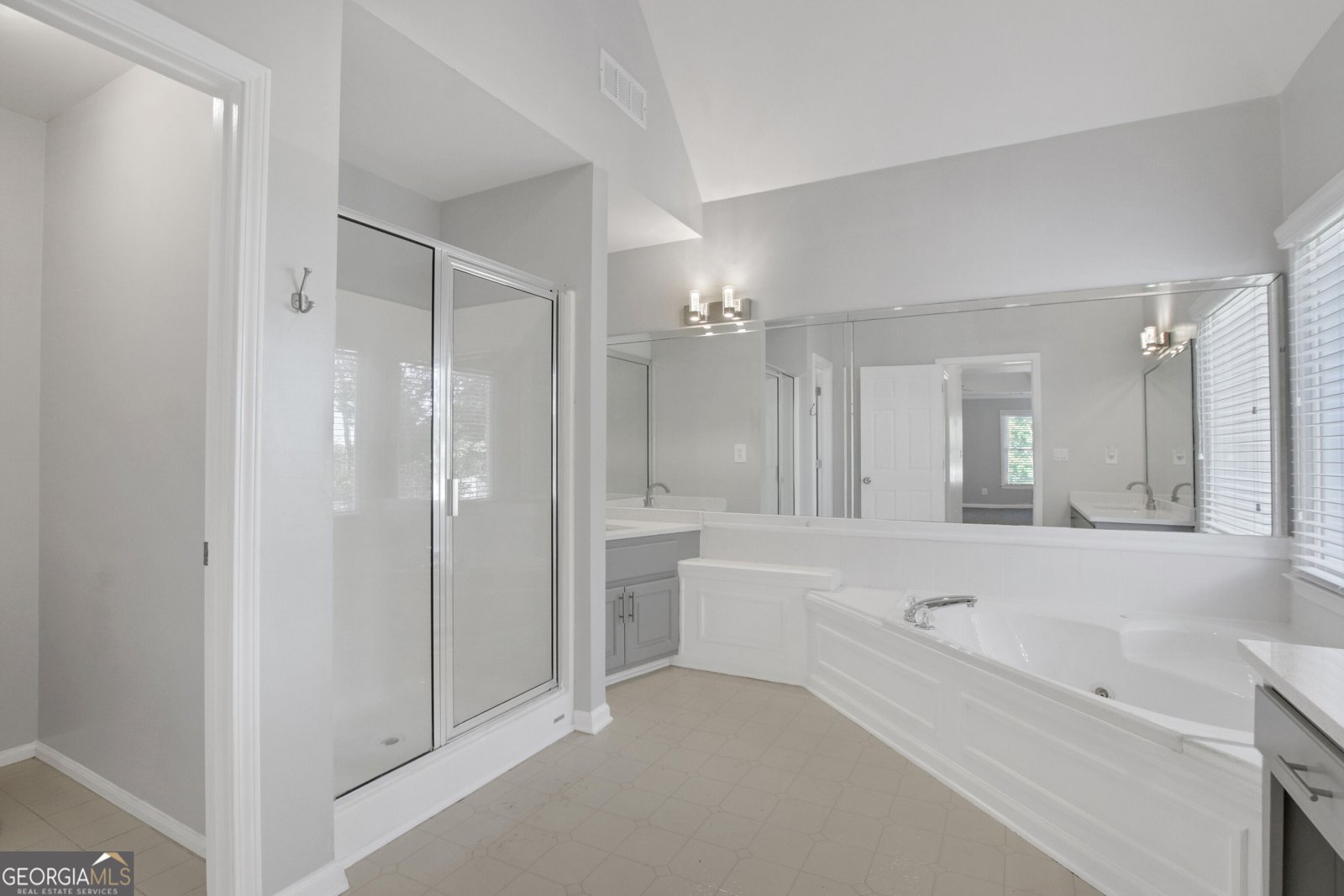 5803 Silverthorn Drive Flowery Branch - Photo 26