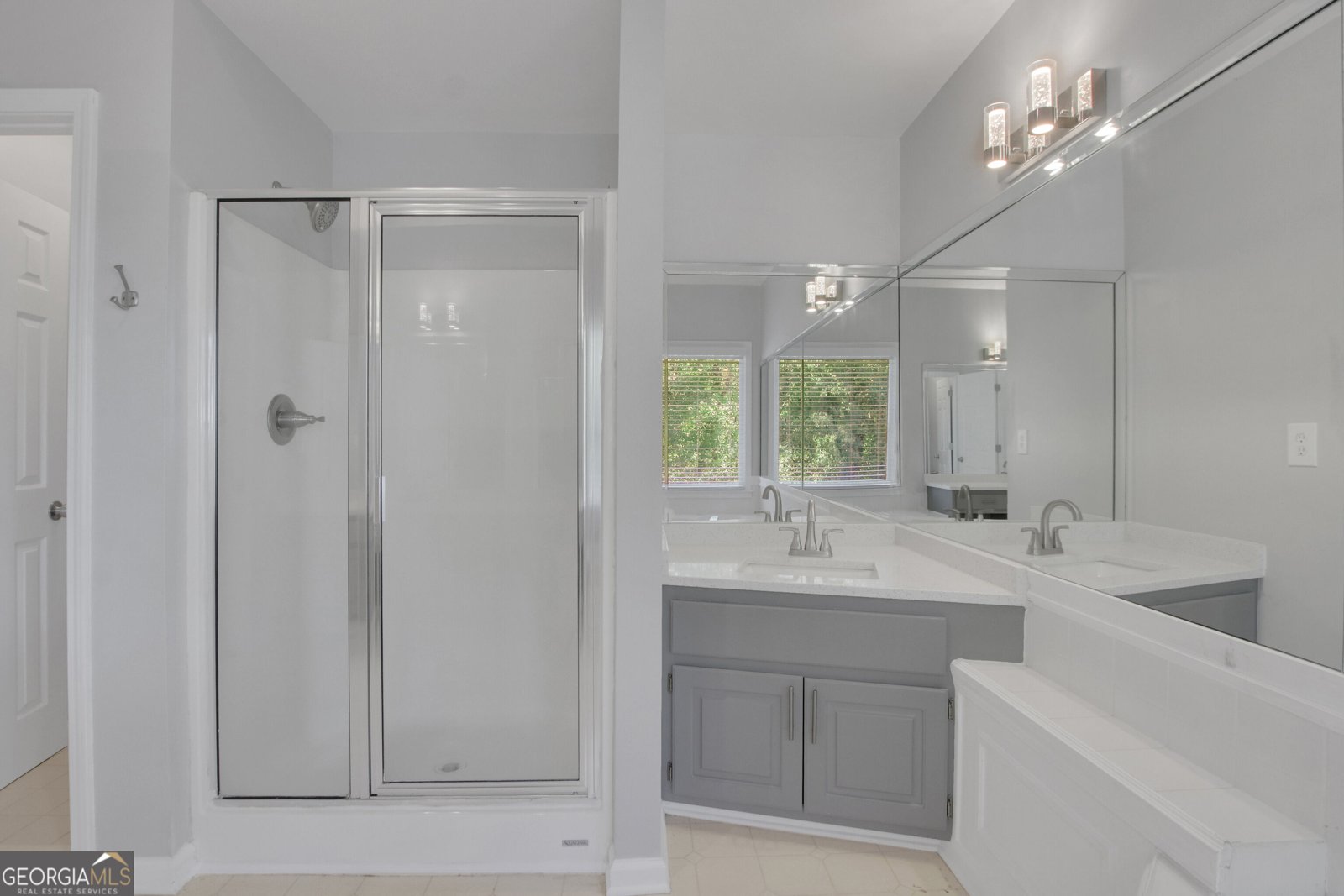 5803 Silverthorn Drive Flowery Branch - Photo 31