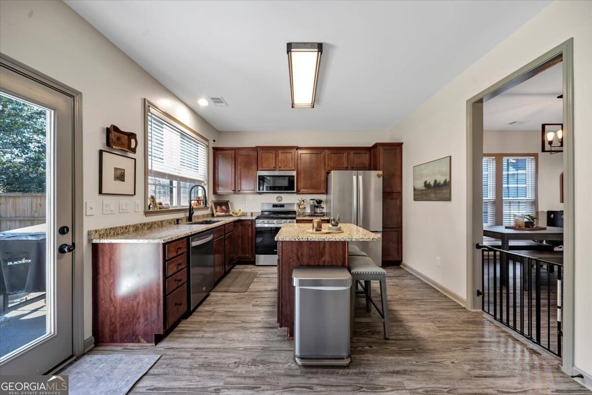 733 Berkeley Terrace Canton - Photo 18