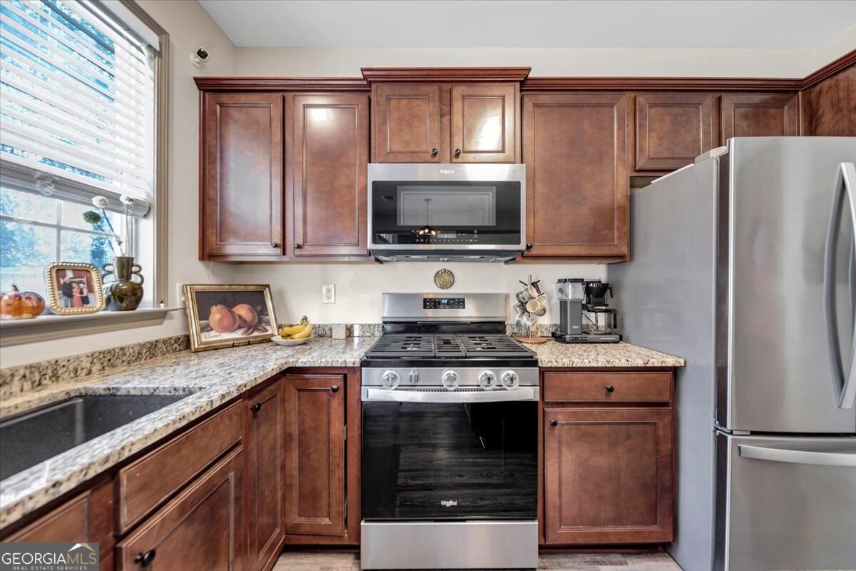 733 Berkeley Terrace Canton - Photo 19