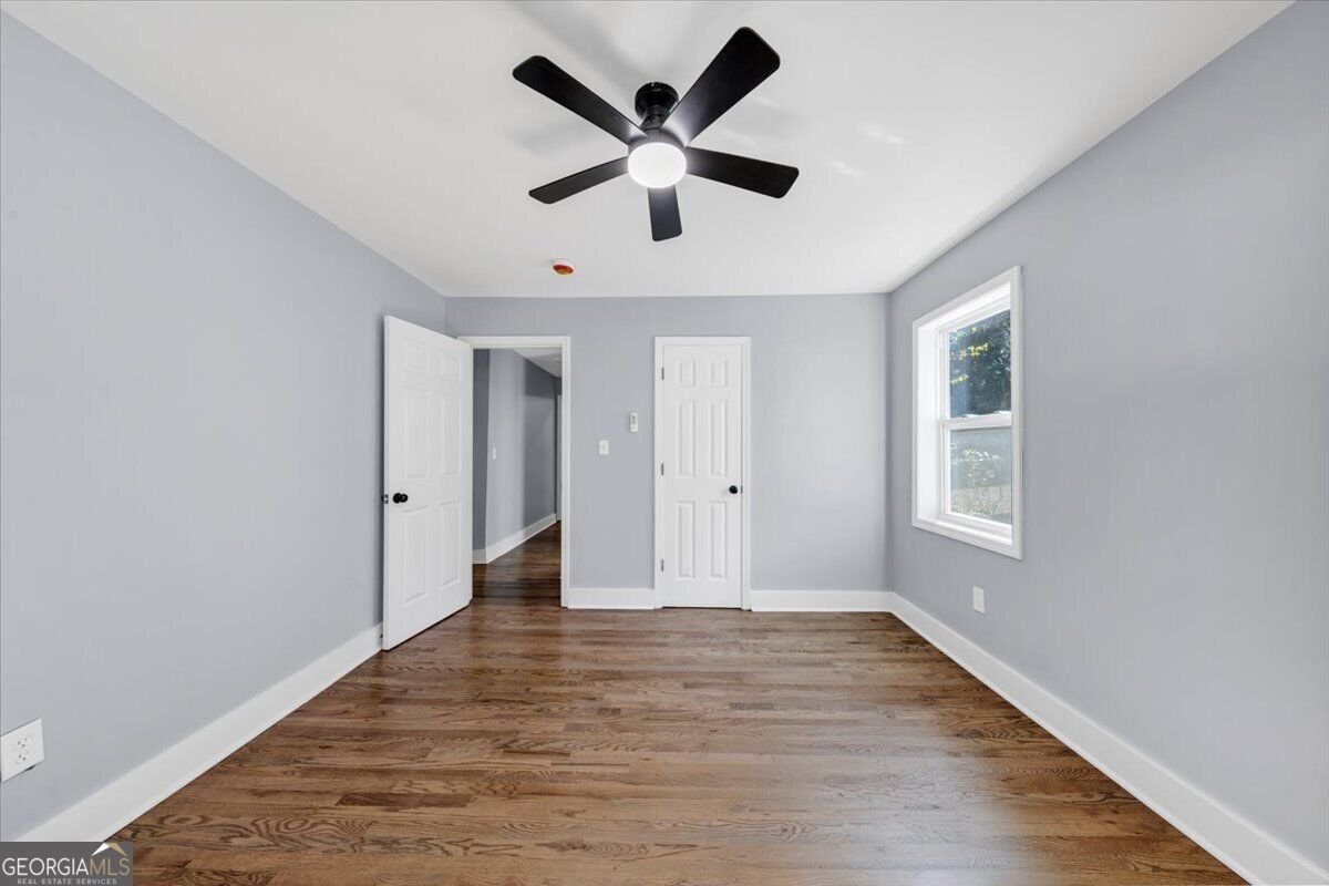2168 Penrose Drive East Point - Photo 14
