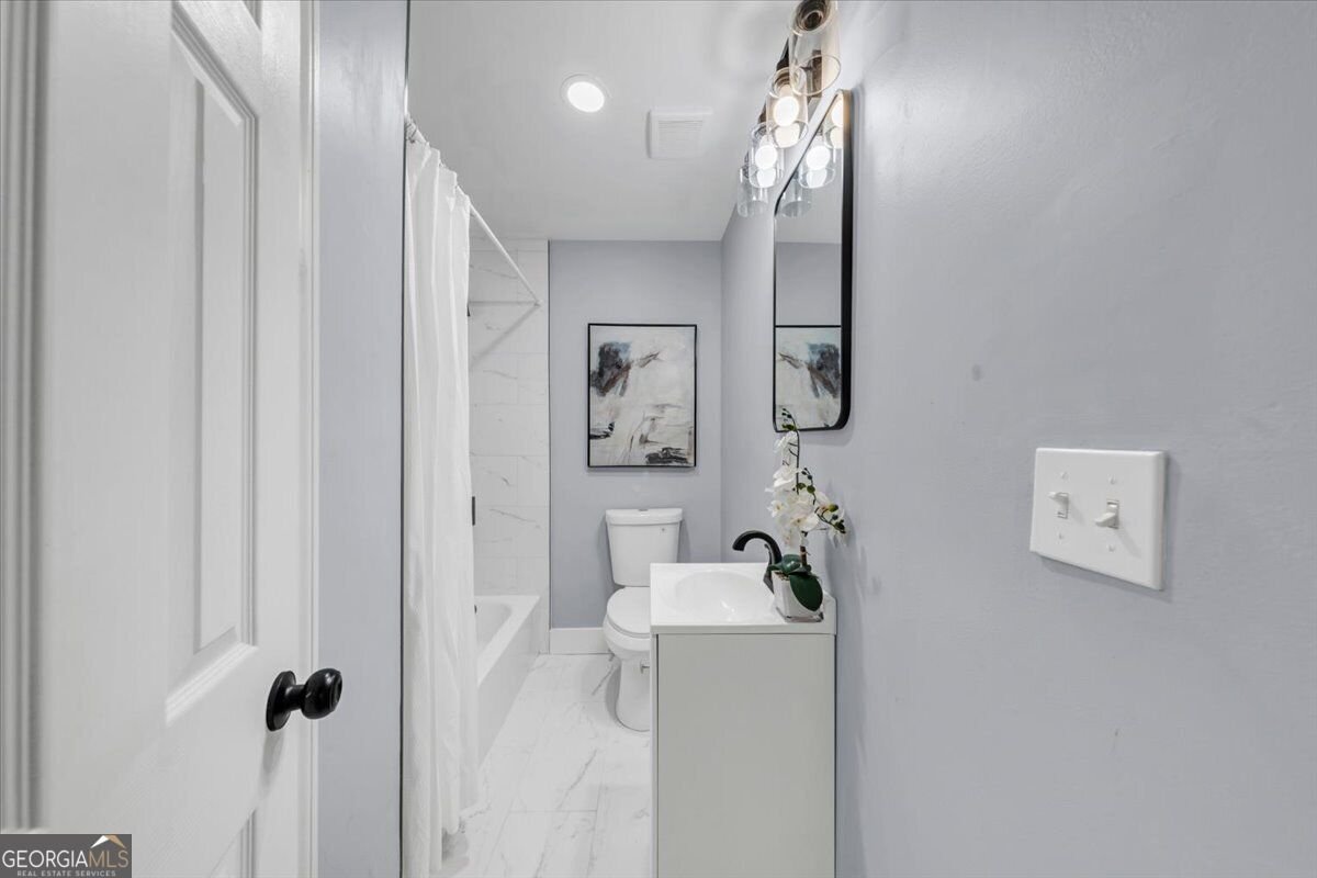 2168 Penrose Drive East Point - Photo 15