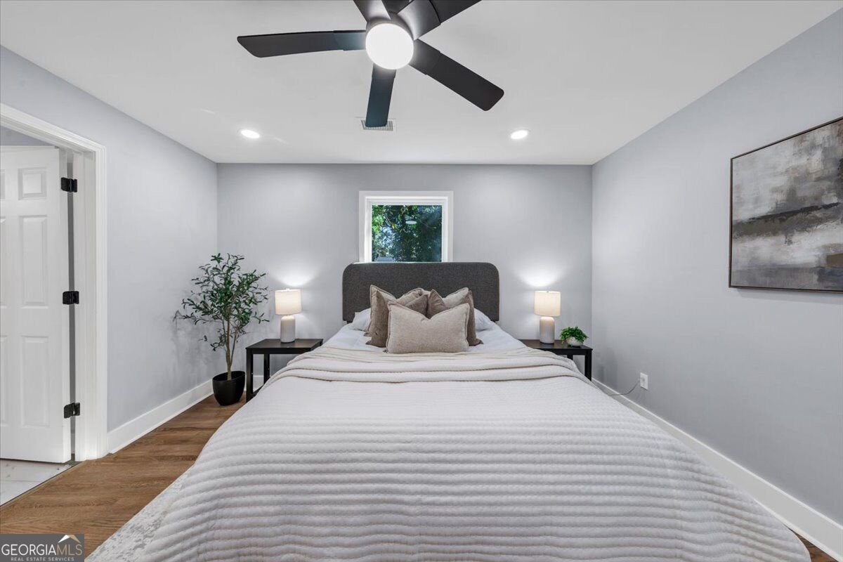 2168 Penrose Drive East Point - Photo 19