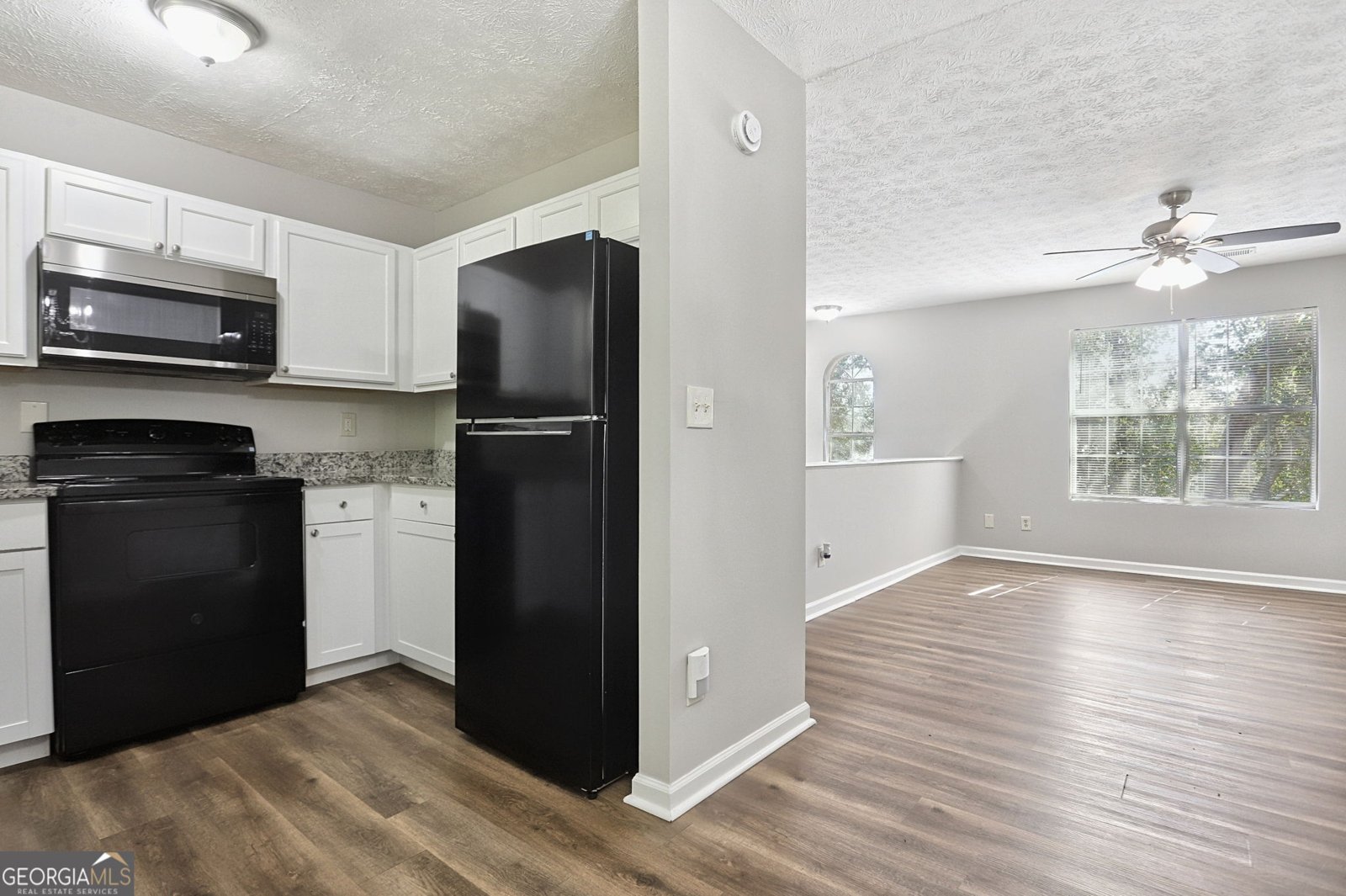 736 Ashley Lane Stone Mountain - Photo 14