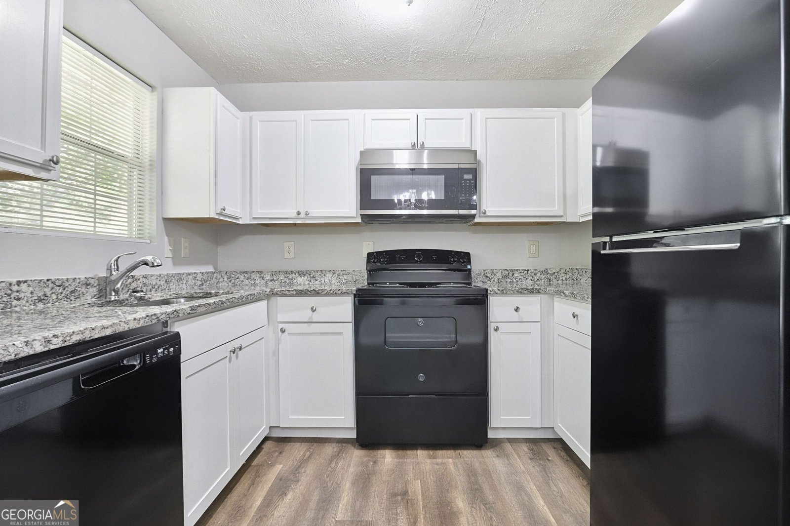 736 Ashley Lane Stone Mountain - Photo 15