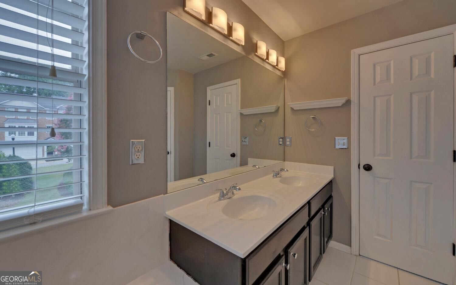 3513 Chattahoochee Summit Lane Atlanta - Photo 11