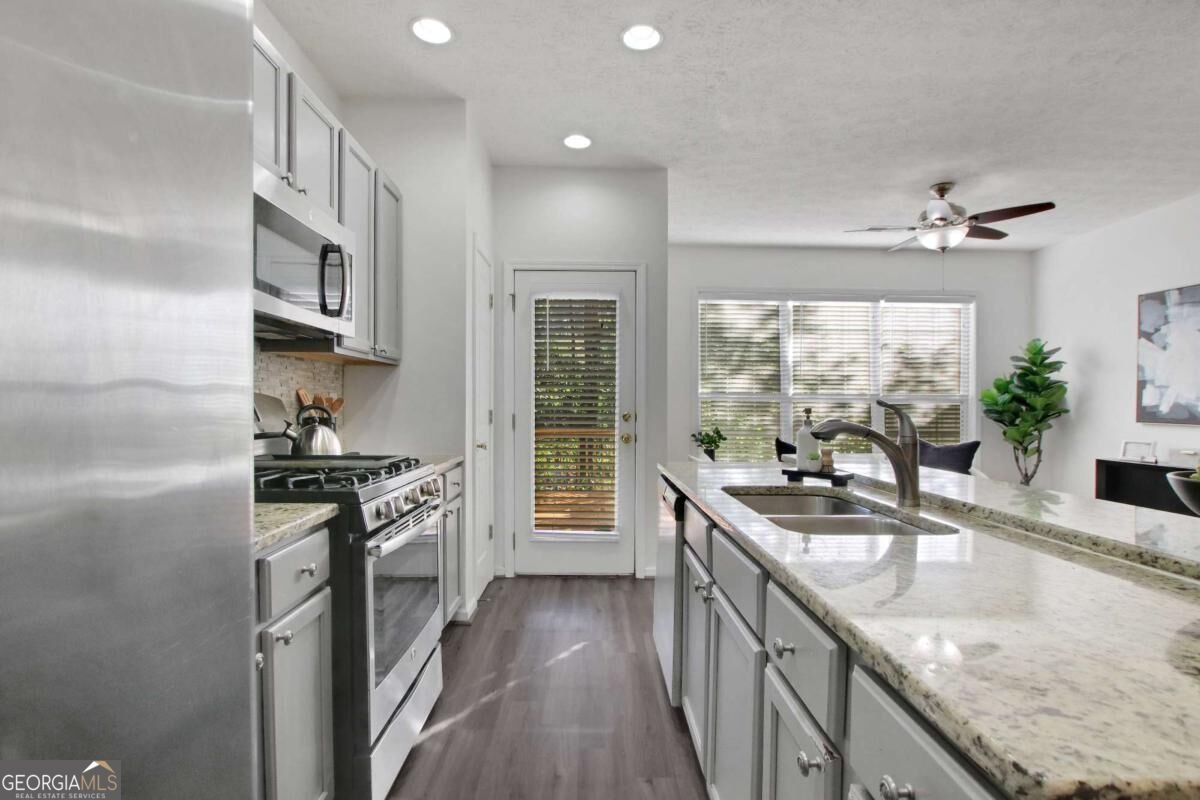 1611 Jackson Trace Court Atlanta - Photo 9