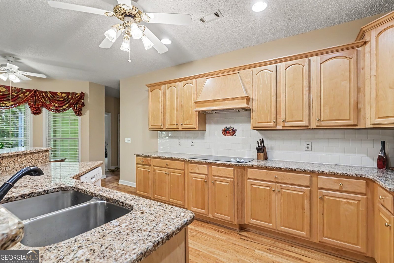 235 Line Creek Cir Sharpsburg - Photo 15