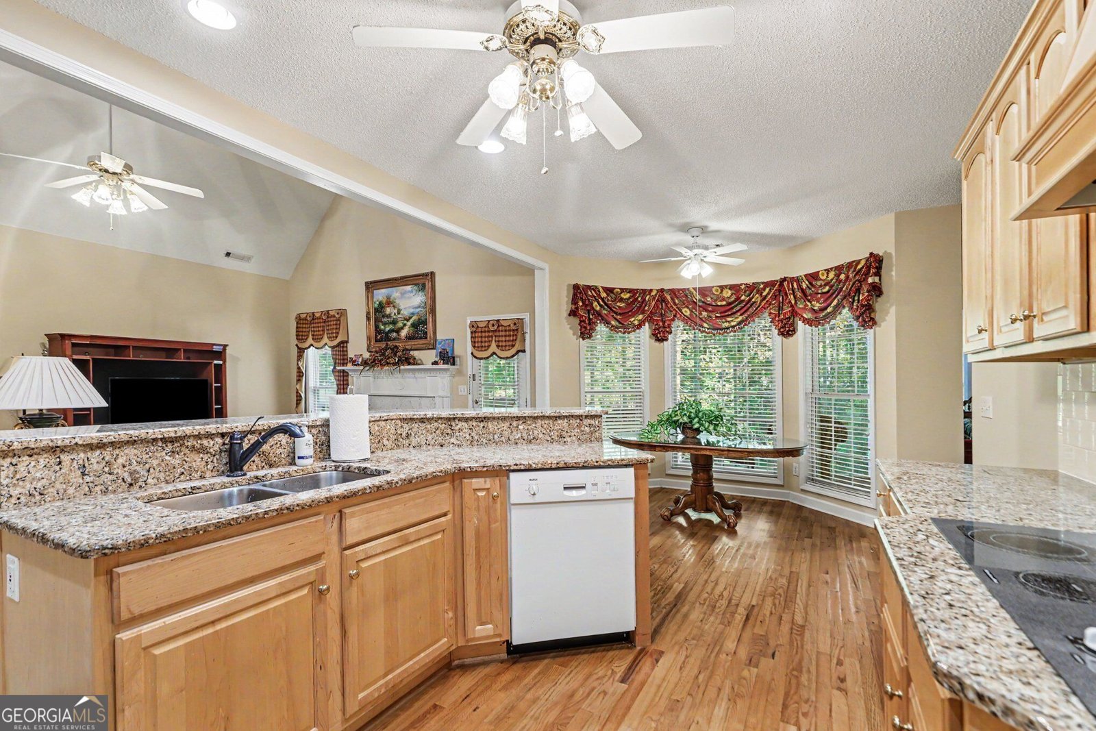235 Line Creek Cir Sharpsburg - Photo 17