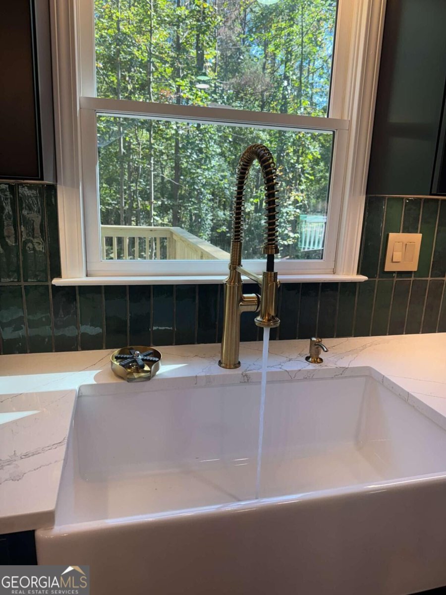 346 Russell Road Lawrenceville - Photo 6