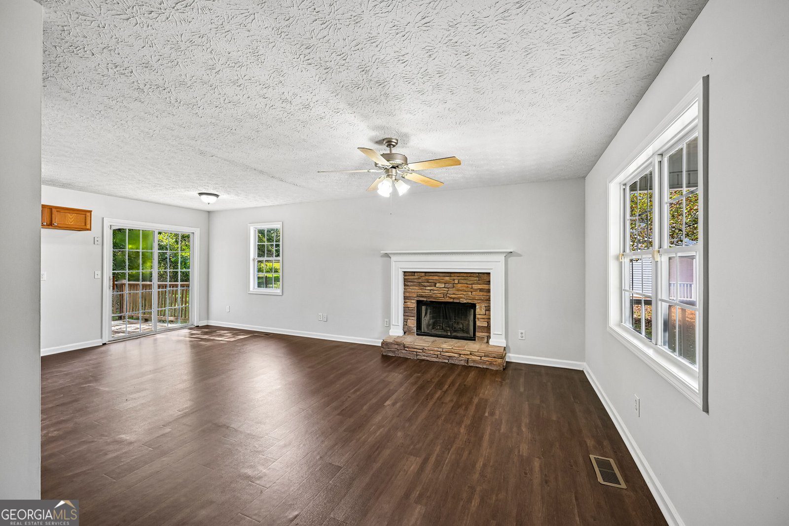85 Grove Place Temple - Photo 8