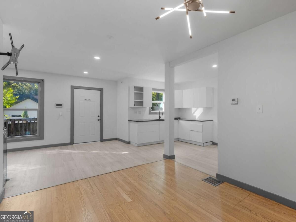 484 Lake Drive Hapeville - Photo 15