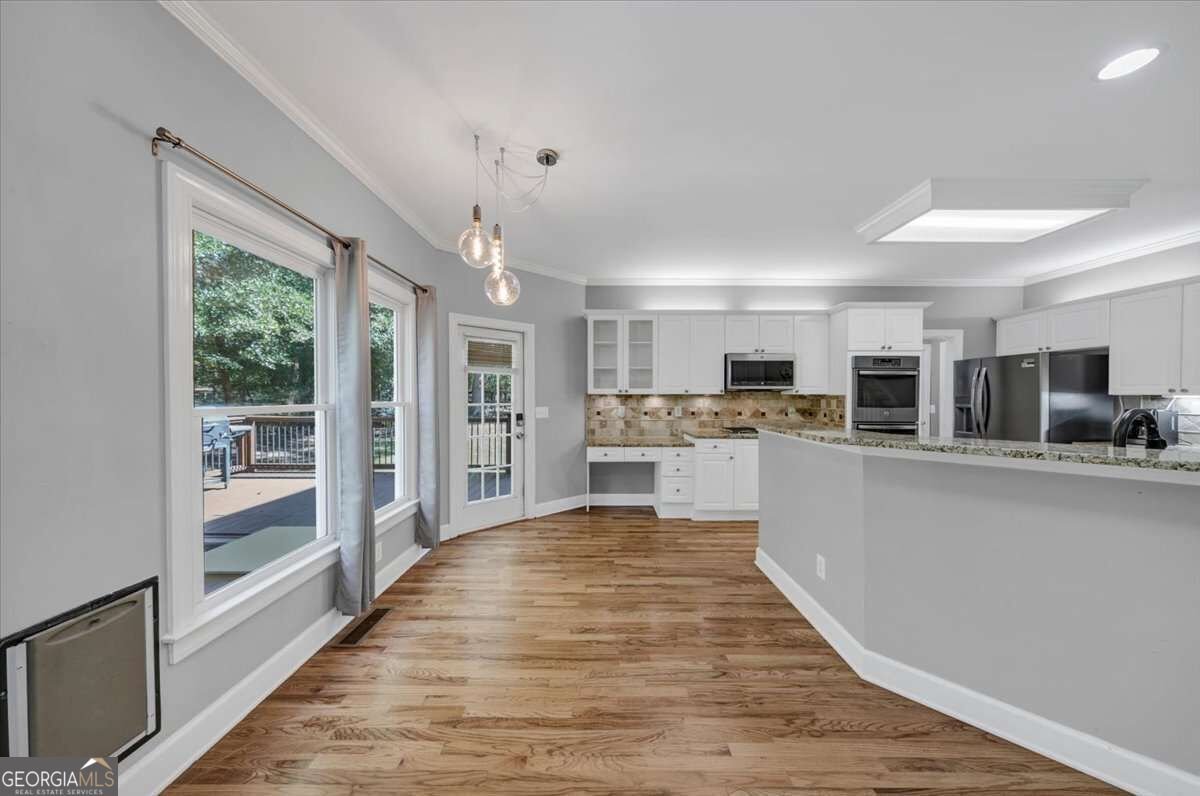 231 Jeffrey Drive Woodstock - Photo 6