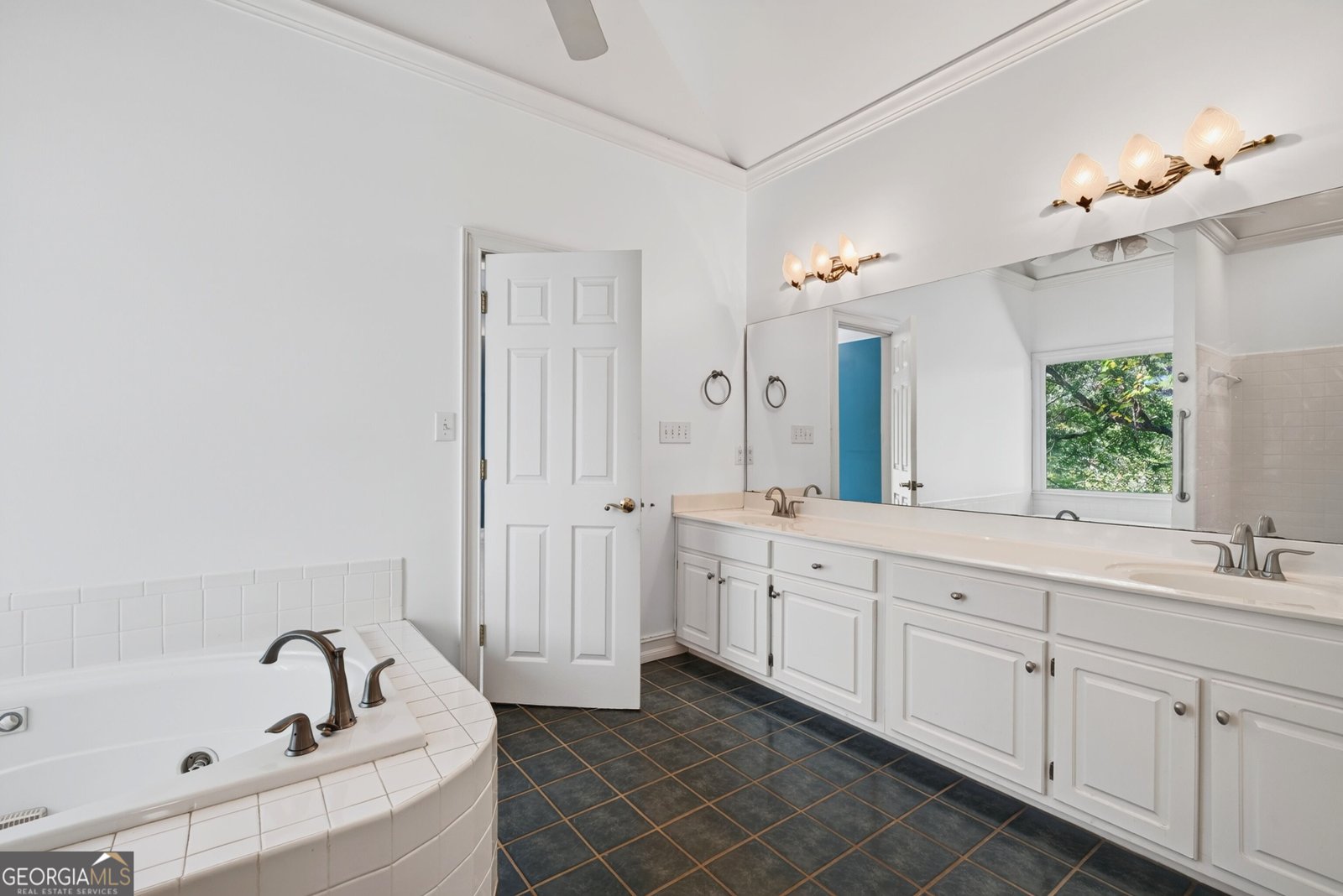 1594 Rivoli Lane Macon - Photo 39