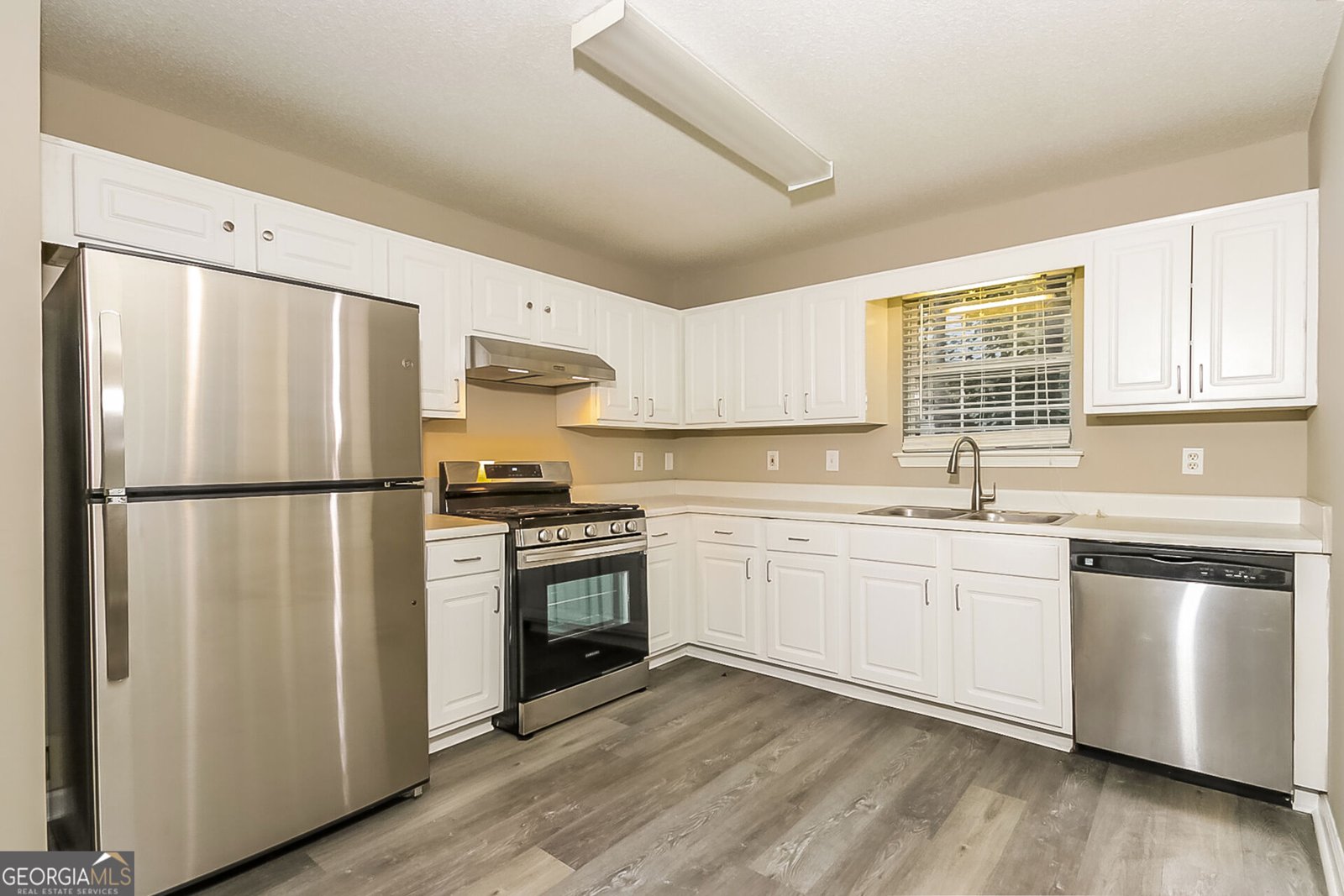 6410 Hillview Lane Douglasville - Photo 18
