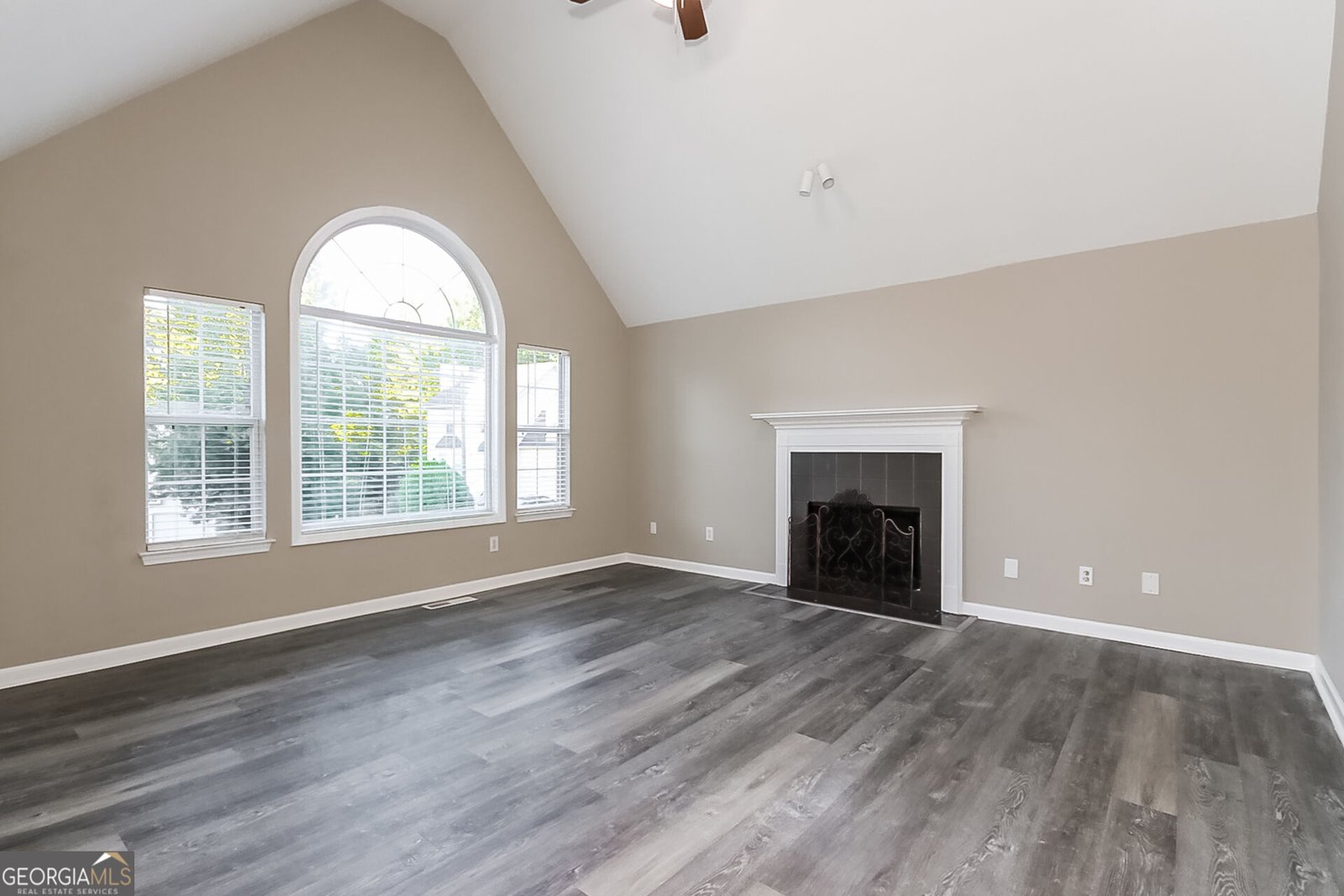 6410 Hillview Lane Douglasville - Photo 6