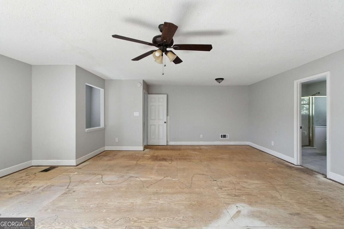 270 White Drive Stockbridge - Photo 6