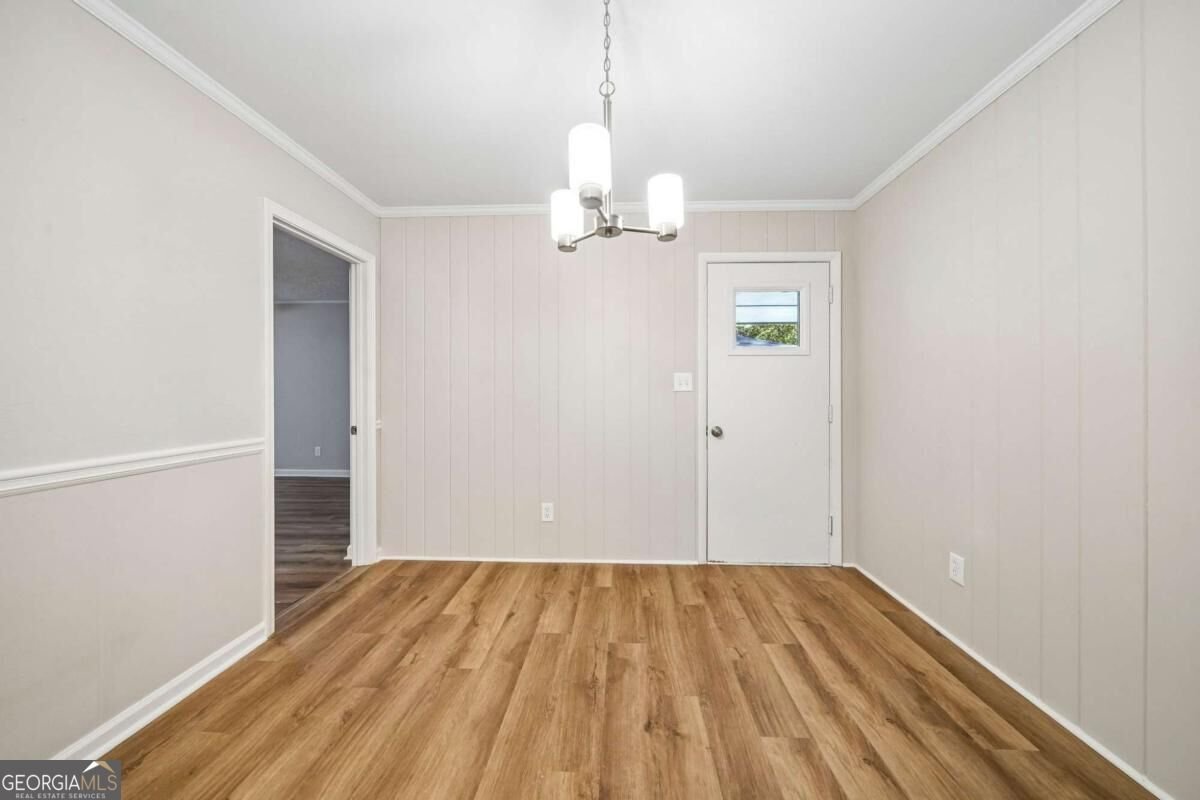 493 Shady Lane Forest Park - Photo 8