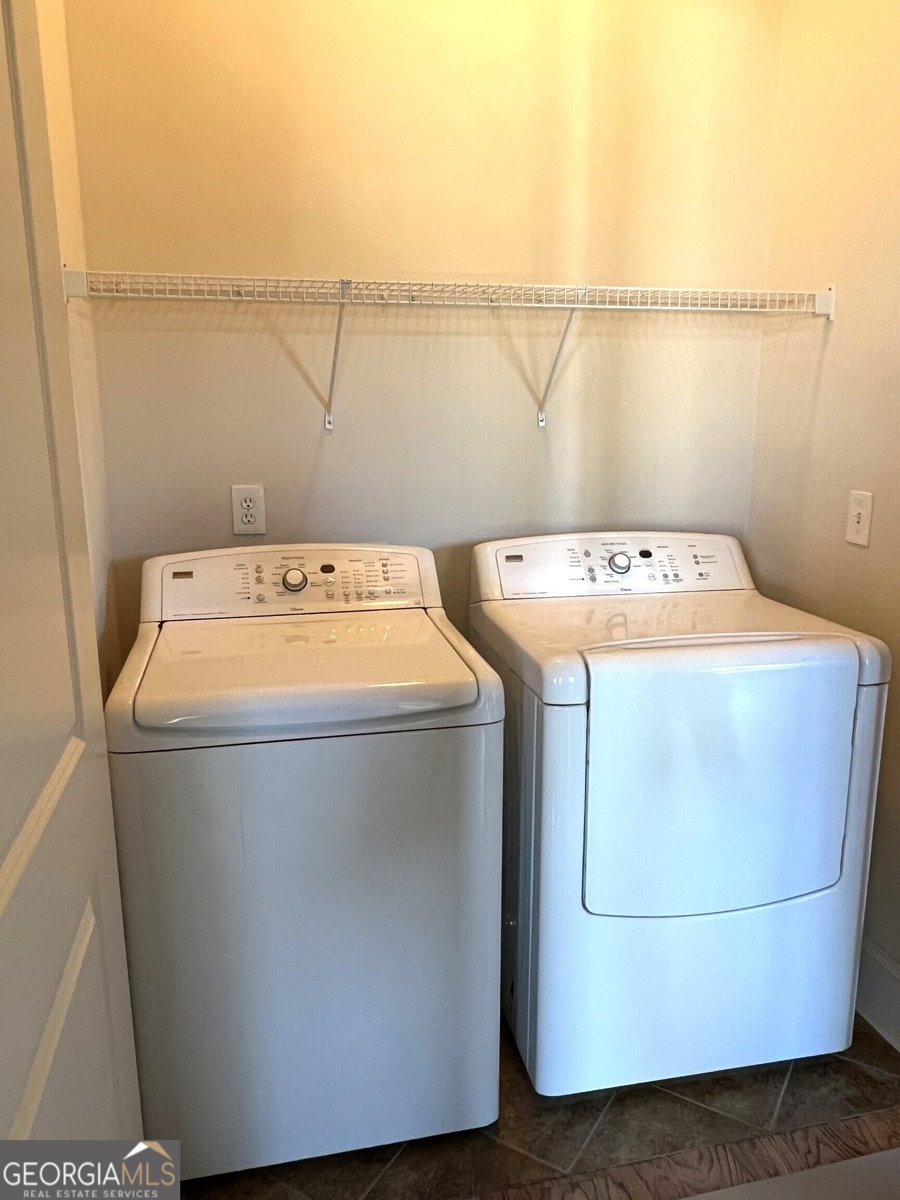 277 W Crogan Street Lawrenceville - Photo 22