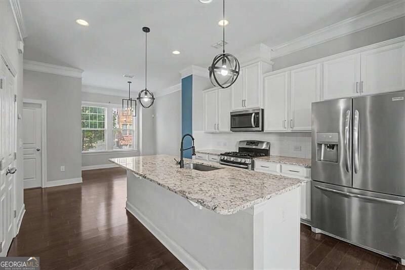 4469 Dunblane Avenue Sugar Hill - Photo 9