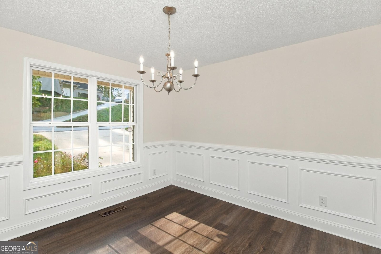 130 Stephanie Lane Covington - Photo 11