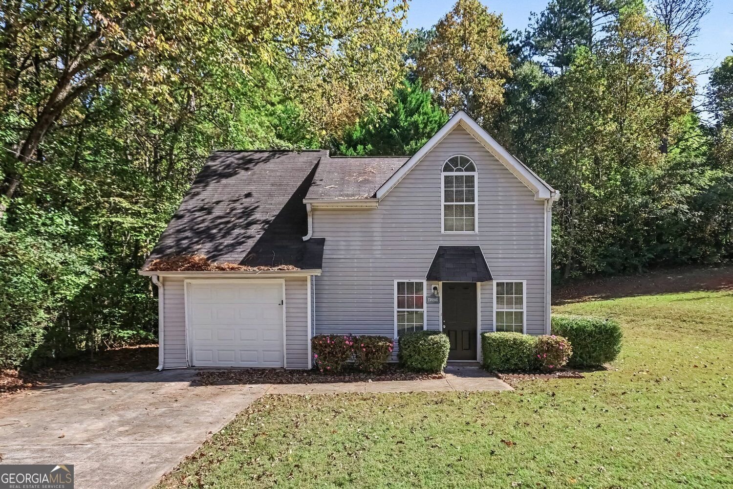 7077 Stonecreek Drive Douglasville - main photo