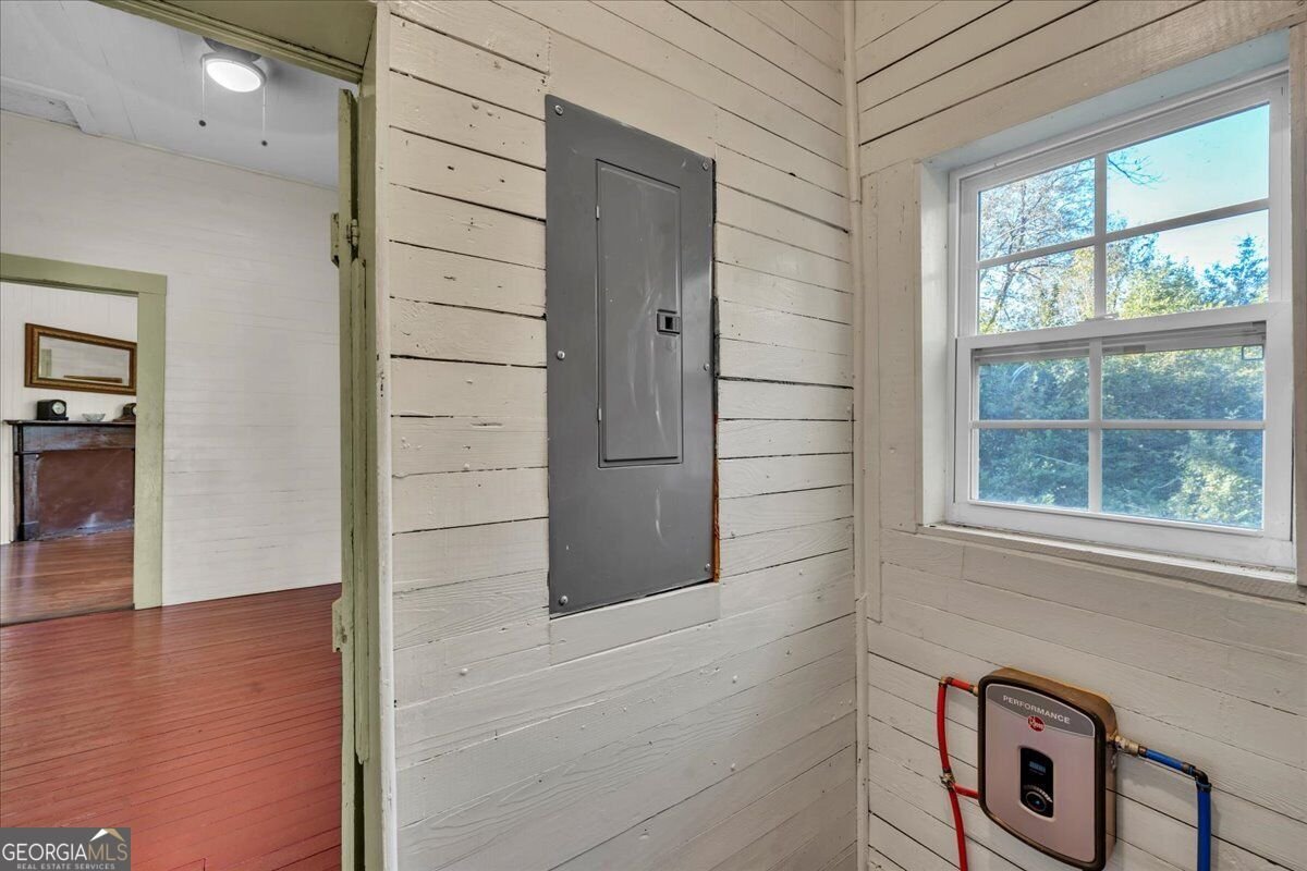 247 Thrid St Danville - Photo 18
