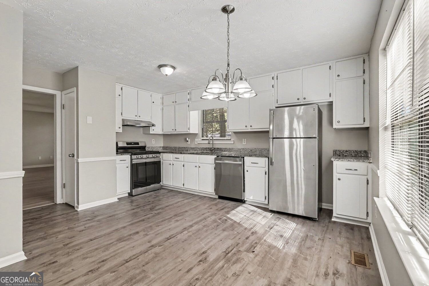 526 Knollwood Drive Stockbridge - Photo 9