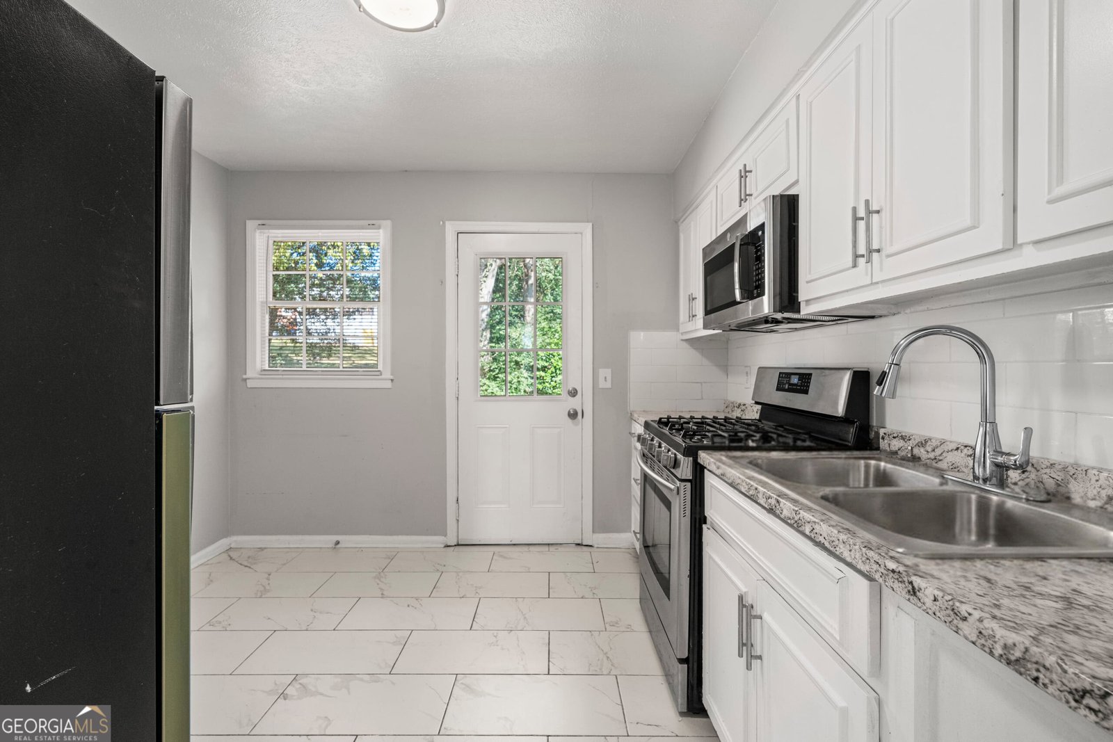 4547 Kerz Court Columbus - Photo 12