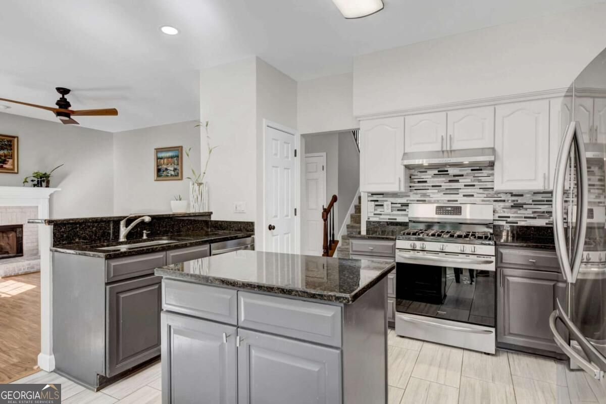 7035 Surrey Drive Woodstock - Photo 15