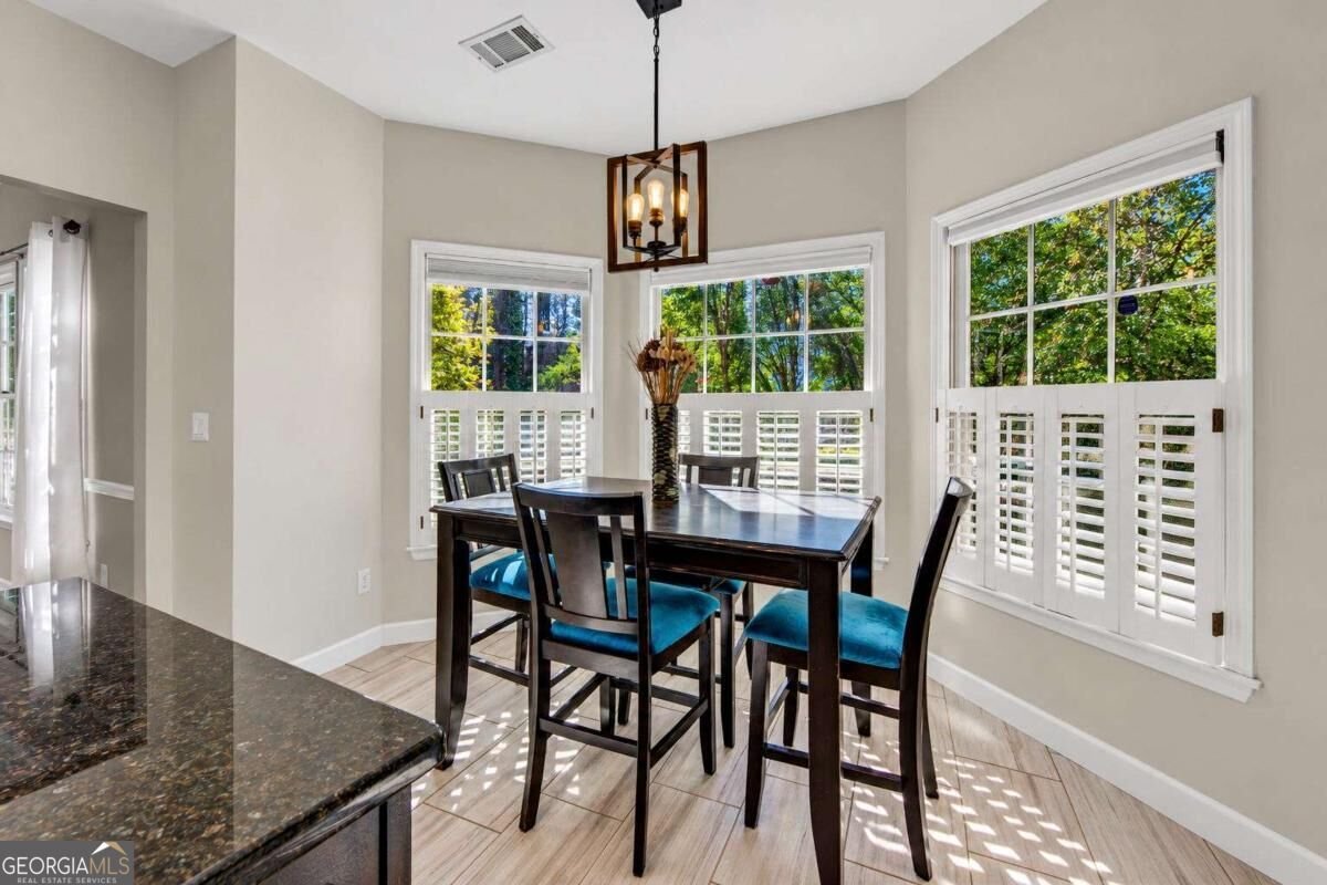 7035 Surrey Drive Woodstock - Photo 16