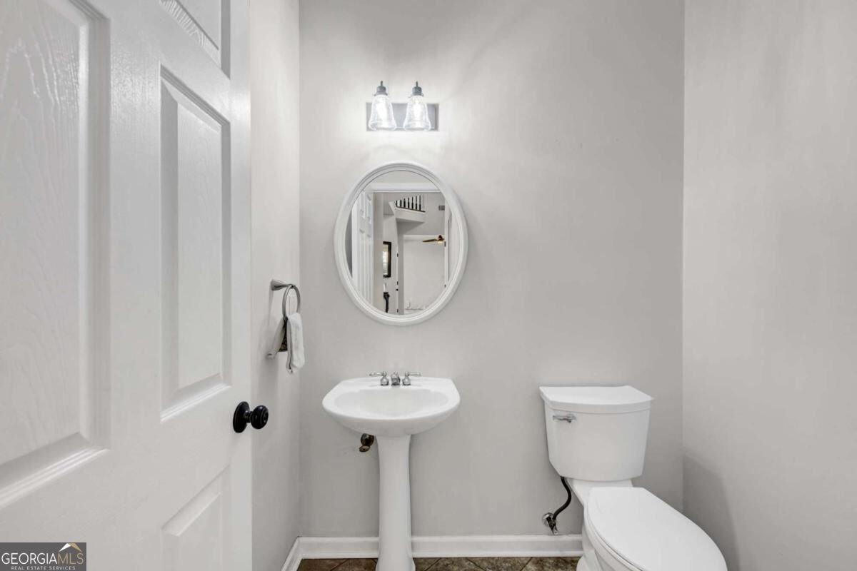 7035 Surrey Drive Woodstock - Photo 18
