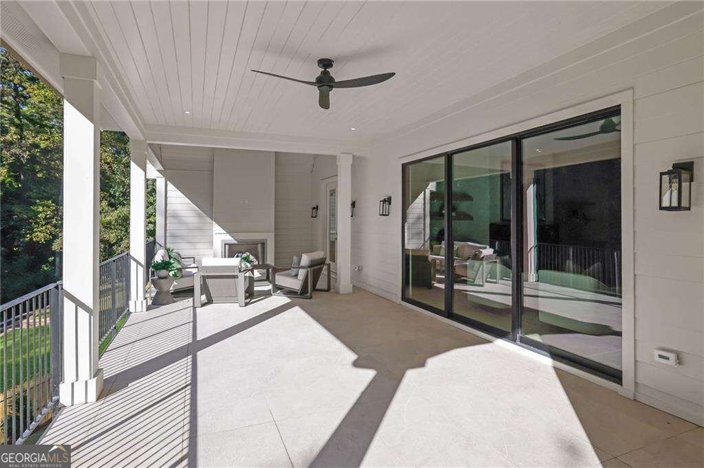 5960 Kayron Drive Sandy Springs - Photo 33