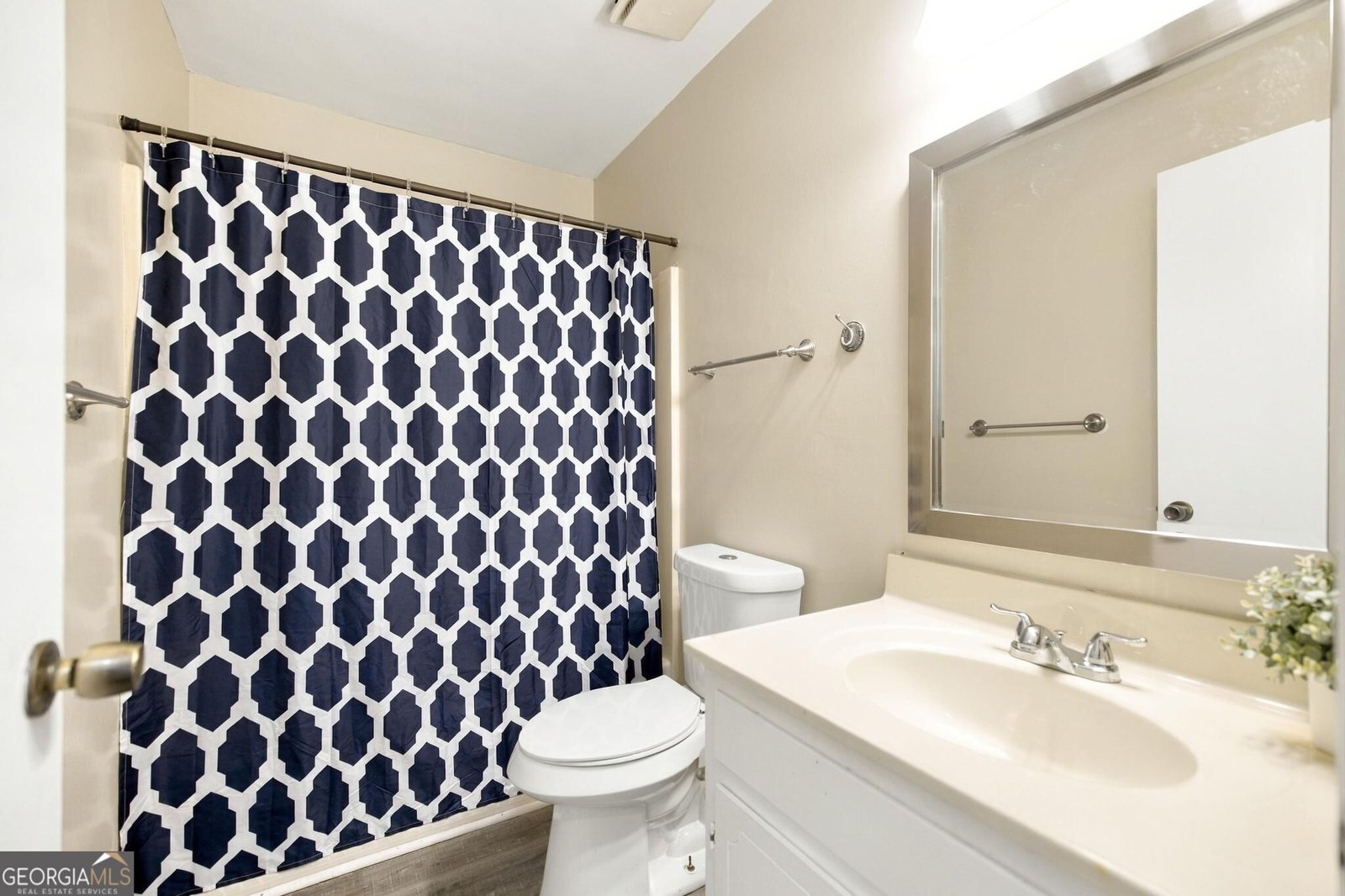 437 Edgewater Circle Macon - Photo 13