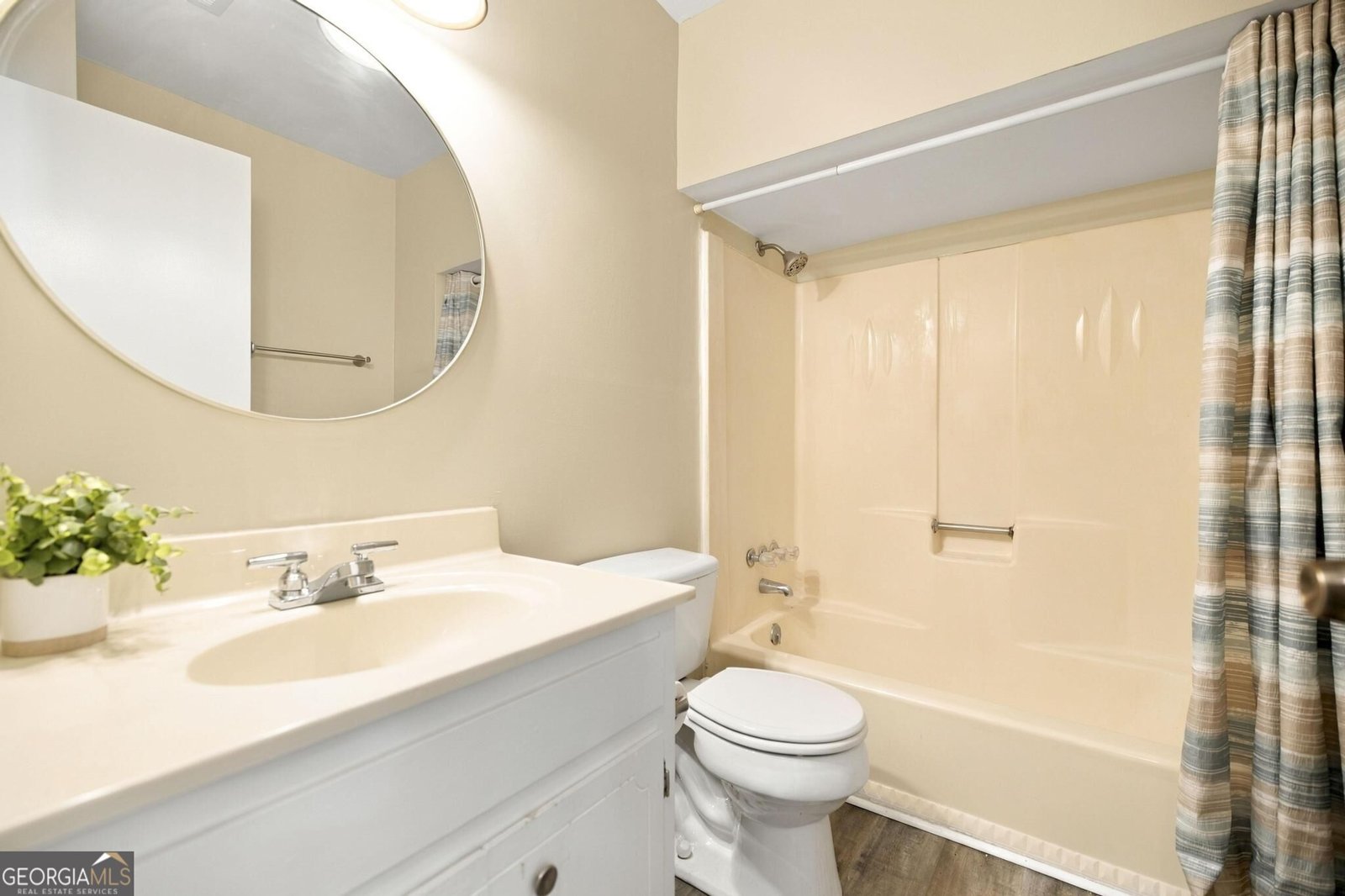 437 Edgewater Circle Macon - Photo 18
