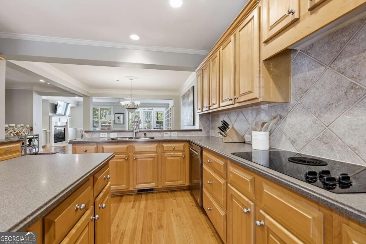 576 Vinings Estates Drive Smyrna - Photo 9