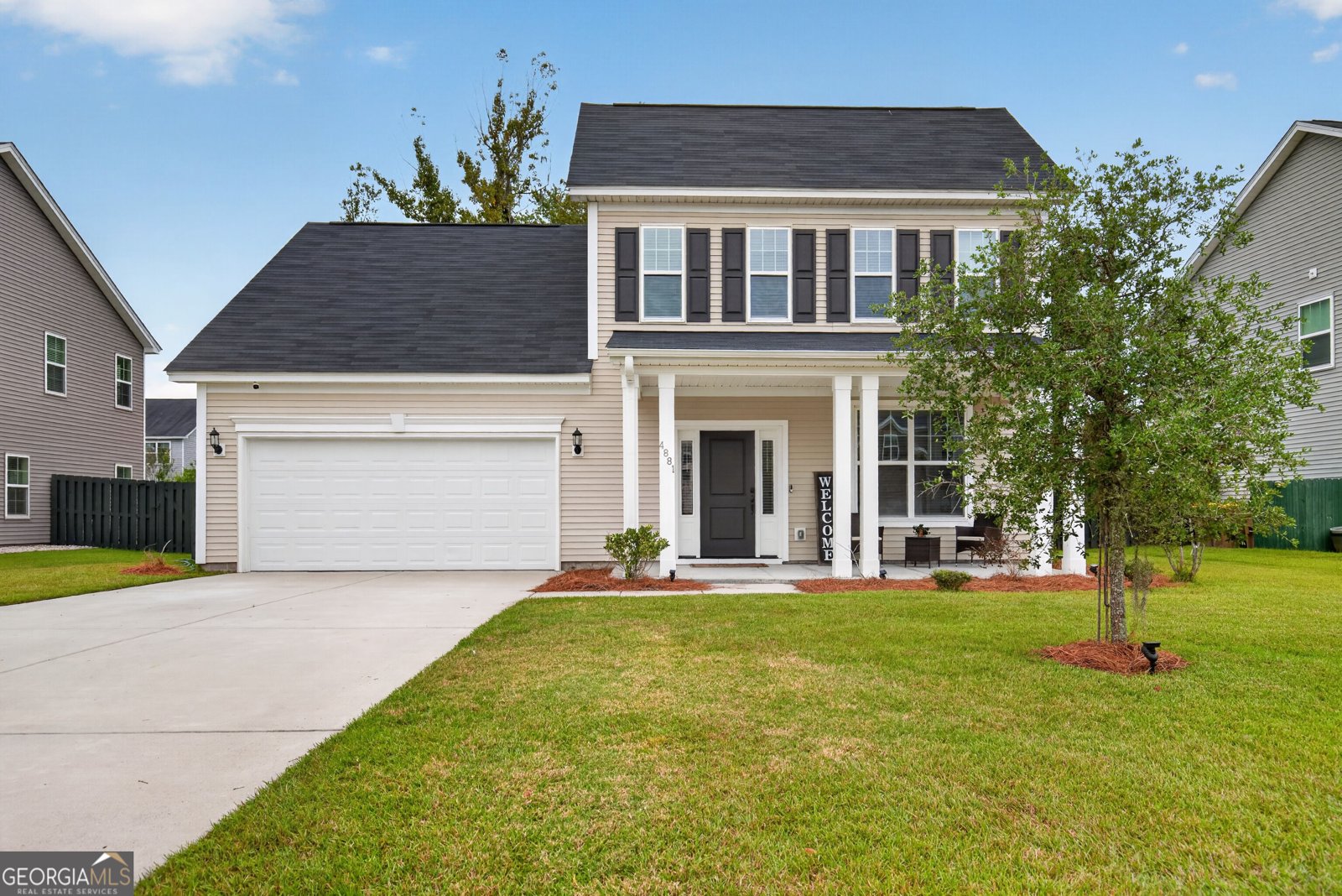 4881 Castleoak Drive Richmond Hill - main photo