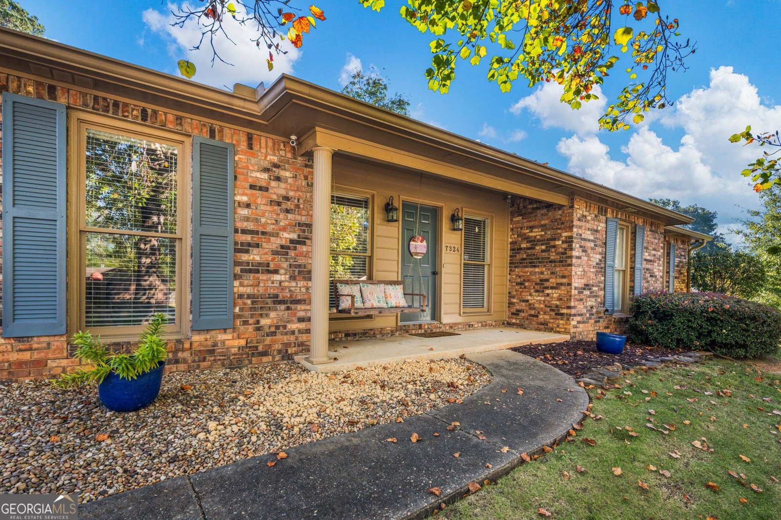7324 Village Loop Columbus - main photo