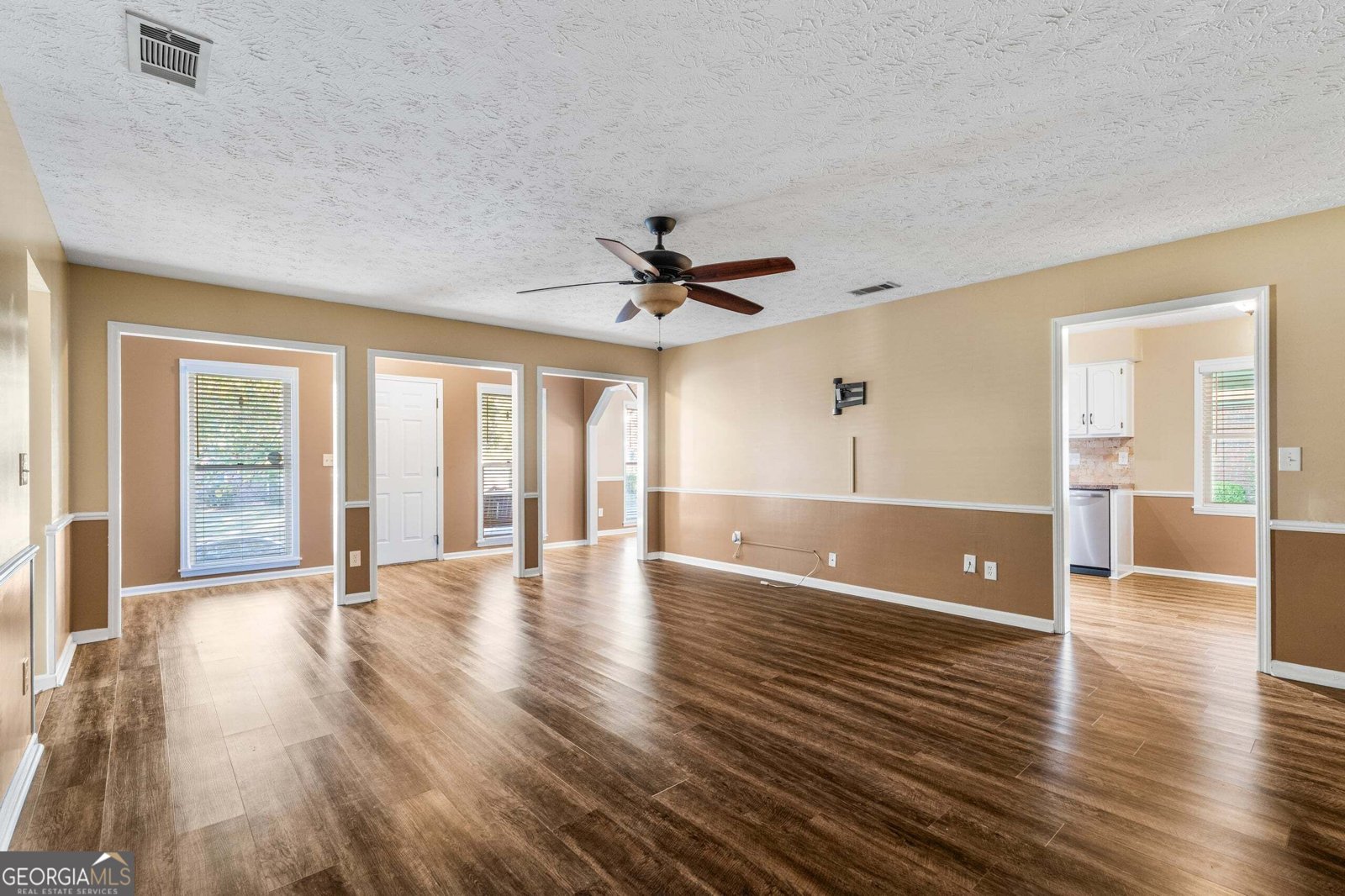 7324 Village Loop Columbus - Photo 6