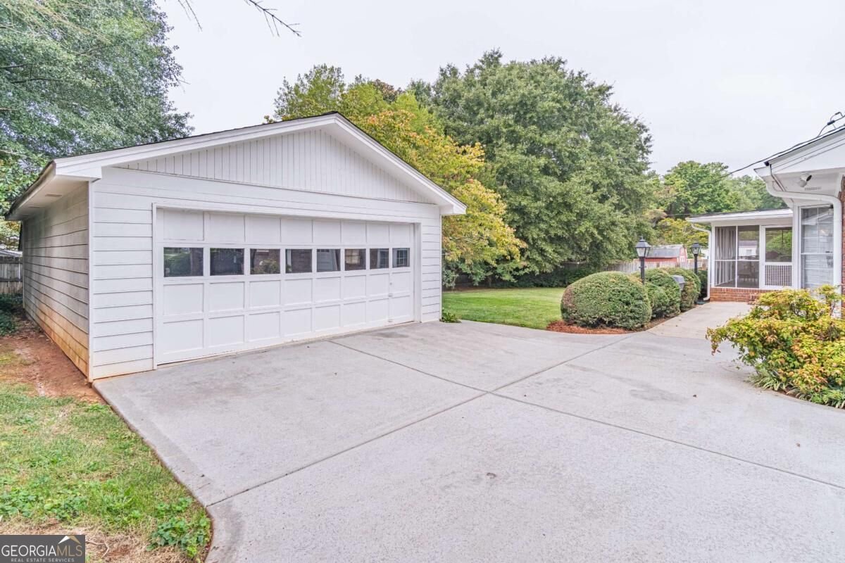 220 Craig Drive Lawrenceville - Photo 6