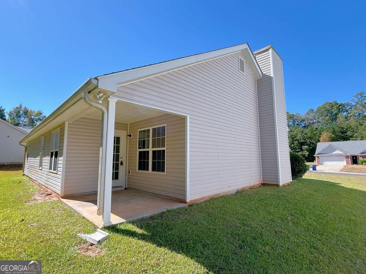 312 Willow Way Griffin - Photo 17