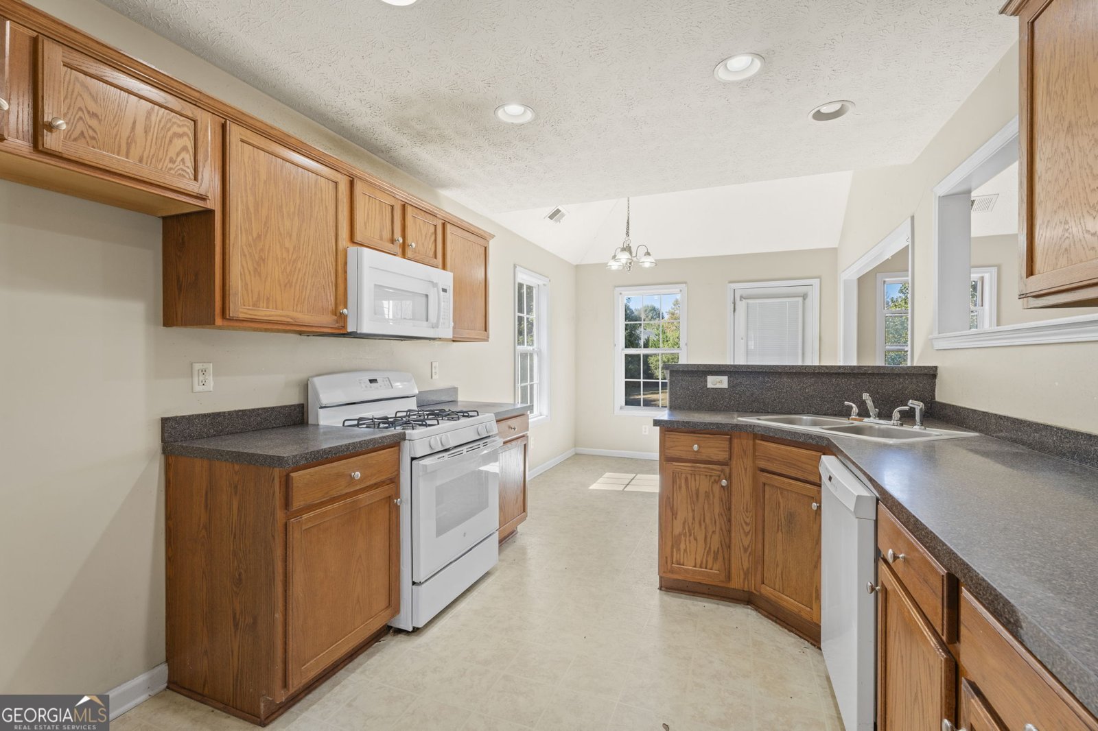 152 Steven Meadows Trail Douglasville - Photo 9
