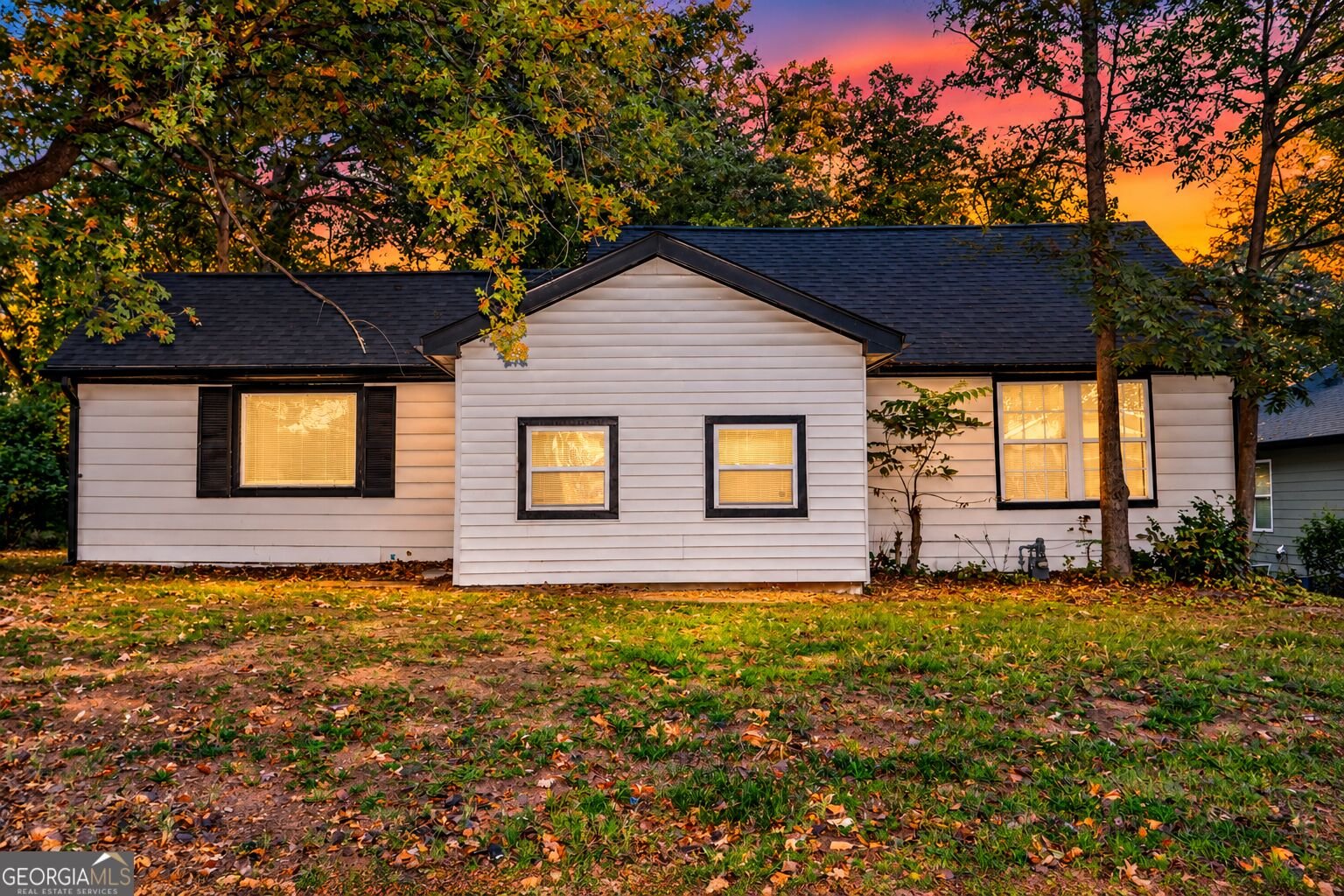 1339 Lyle Avenue Atlanta - main photo