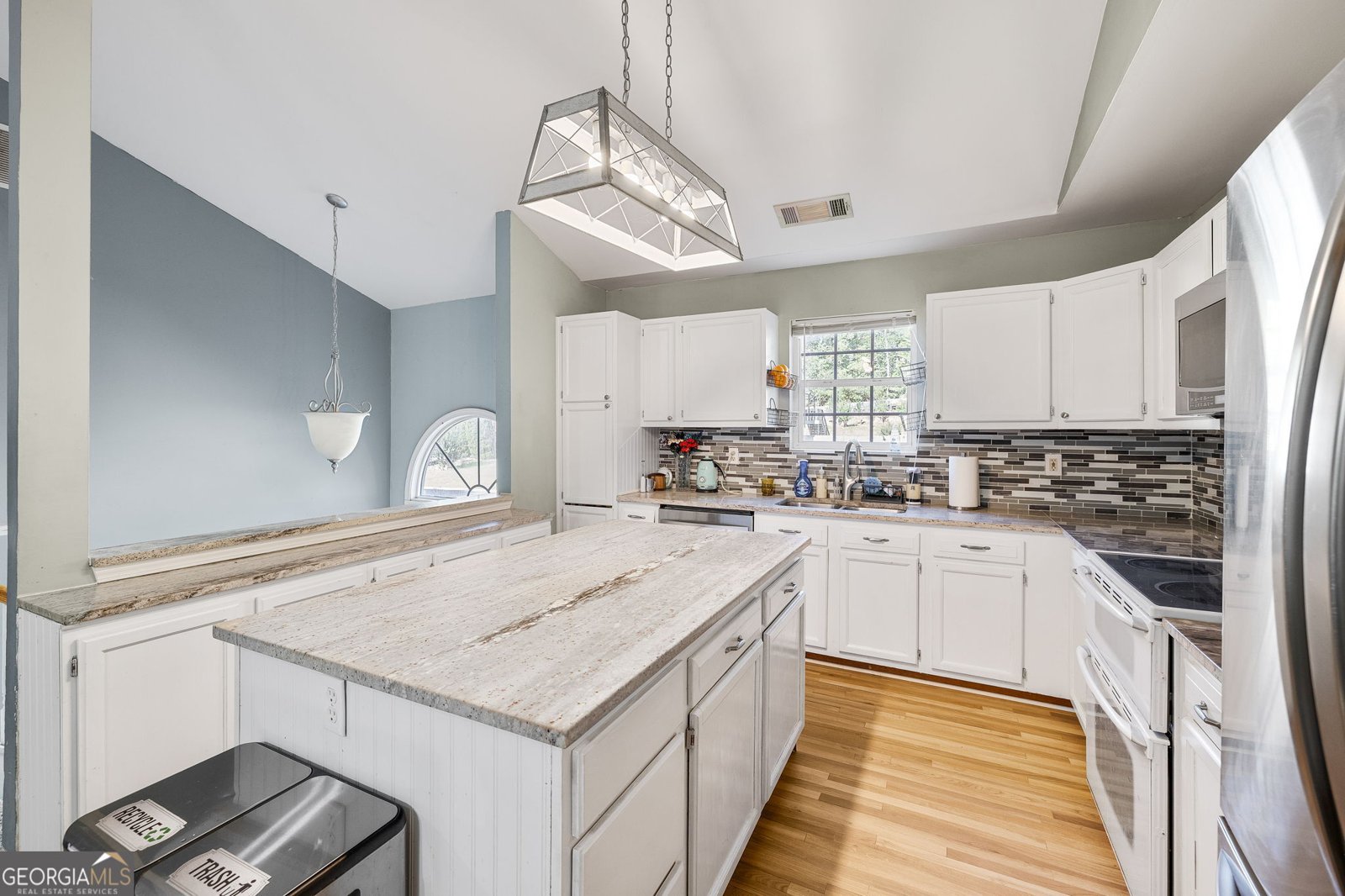 3831 Valley Creek Drive Flowery Branch - Photo 11