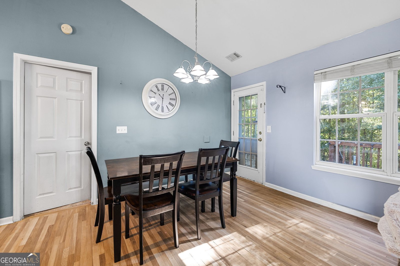 3831 Valley Creek Drive Flowery Branch - Photo 8