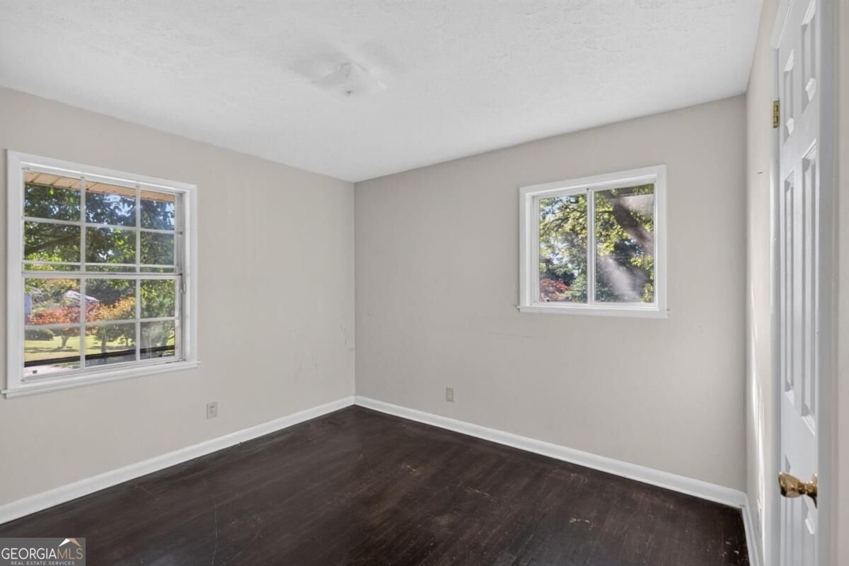 1111 Cliff Crest Court Marietta - Photo 11