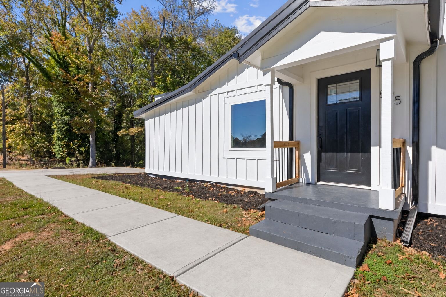 575 Laurelwood Drive Tyrone - main photo