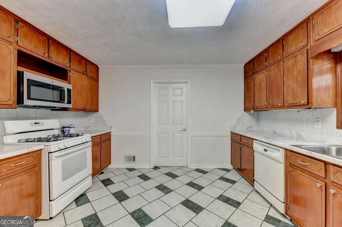 1188 Gate Post Lane Lawrenceville - Photo 17